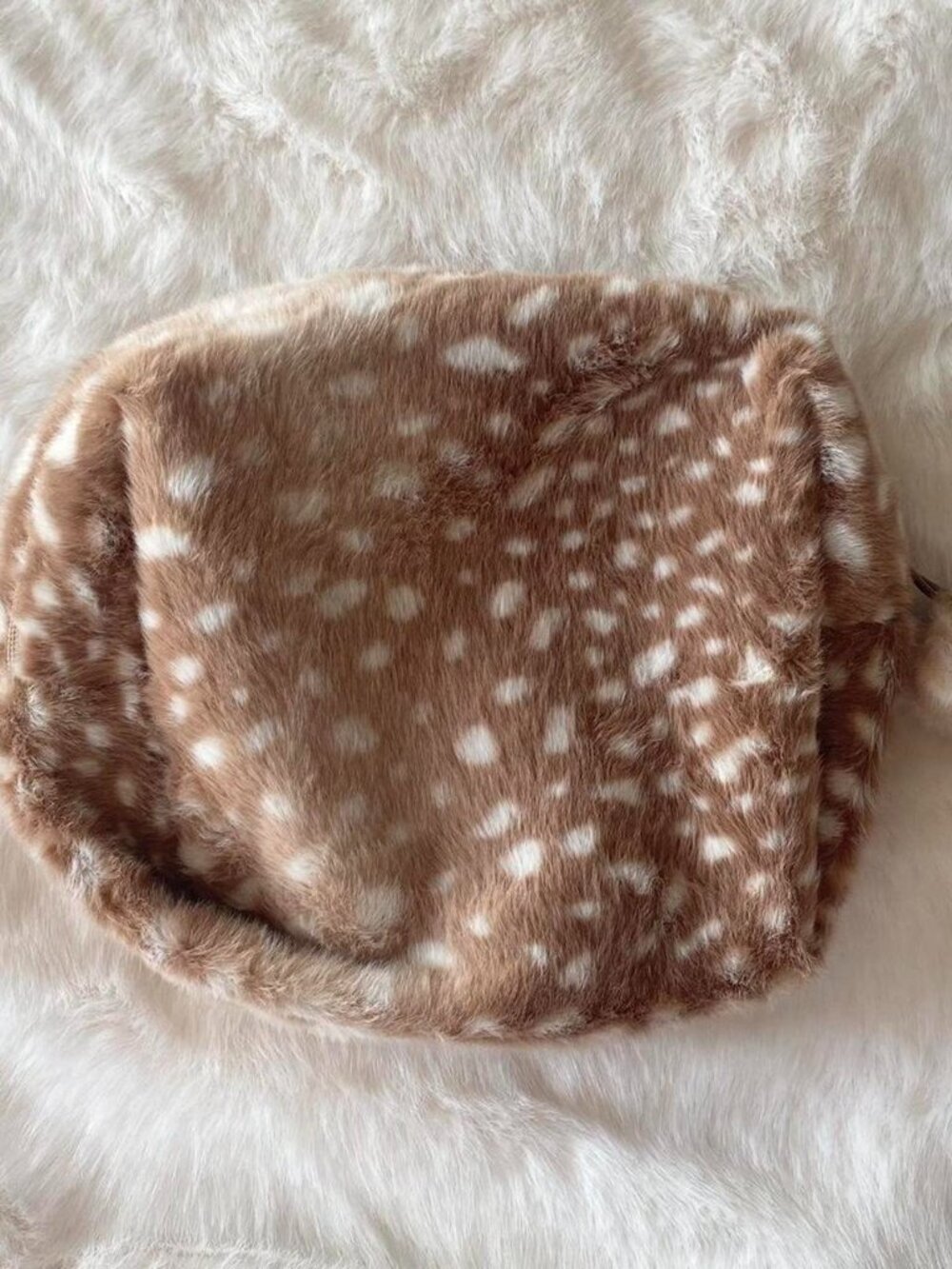 fawn deer faux fur makeup pouch ♡